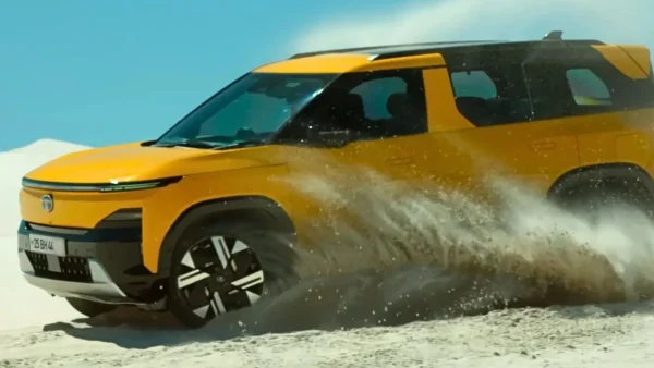 Tata Sierra EV vs ICE: Design, Powertrain and Which SUV Holds the Edge