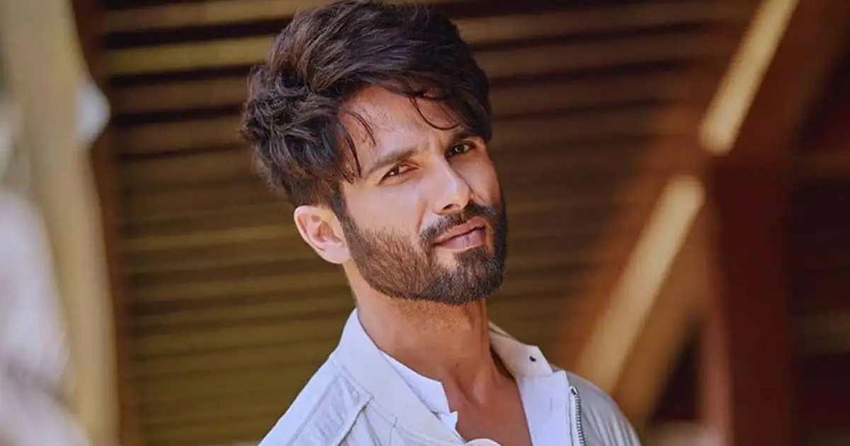 Delhi Air Pollution: Shahid Kapoor Refuses to Exit Vanity Van Due to Toxic AQI