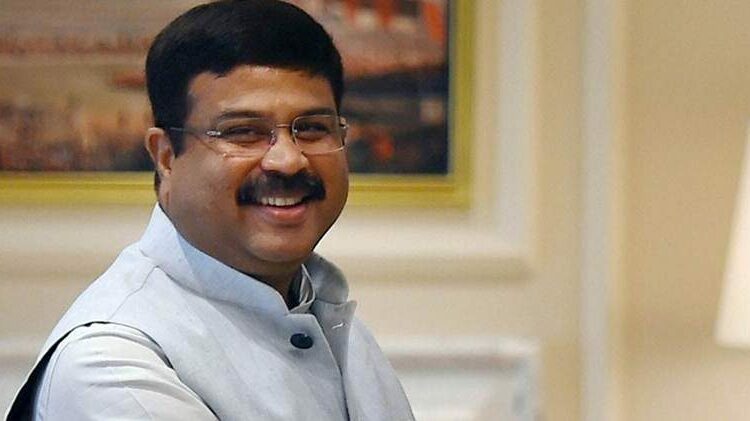 Dharmendra Pradhan On Fule Price Hike