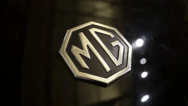 MG Motor India: গাড়ির স্টিয়ারিংয়ে মারাত্মক ত্রুটি, ক্রেতাকে ১৮ লাখ টাকা রিফান্ড ও ৪ লাখ টাকা ক্ষতিপূরণের নির্দেশ আদালতের