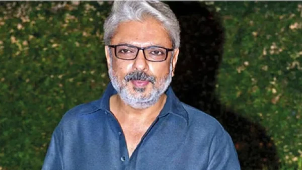 Sanjay Leela Bhansali: সেটে দুর্ঘটনায় শ্রমিকের মৃত্যু, ৪০ লক্ষ টাকা ক্ষতিপূরণ দিলেন সঞ্জয় লীলা বনশালি