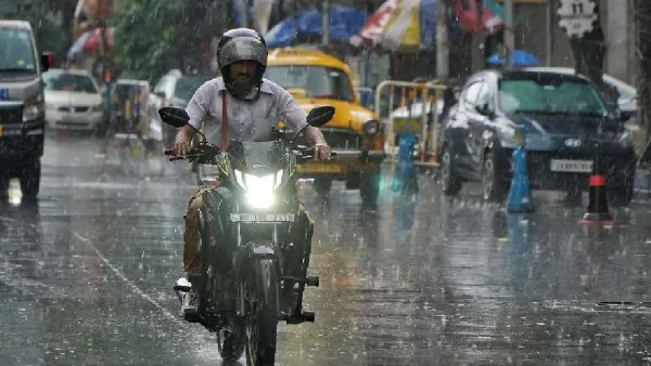 Weather Update: দক্ষিণ ২৪ পরগনায় কমলা সতর্কতা, কলকাতা-সহ দক্ষিণবঙ্গে কালবৈশাখীর পূর্বাভাস