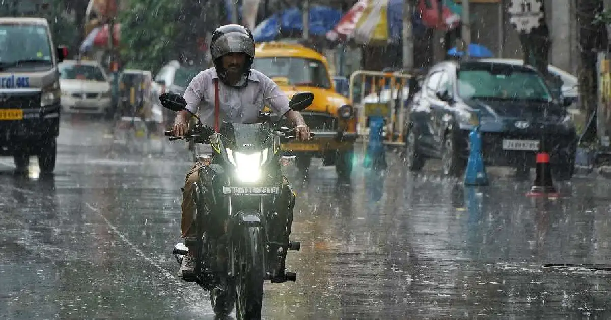 Weather Update: দক্ষিণ ২৪ পরগনায় কমলা সতর্কতা, কলকাতা-সহ দক্ষিণবঙ্গে কালবৈশাখীর পূর্বাভাস