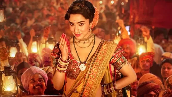 Shraddha Kapoor Fees: এক লাফে পারিশ্রমিক ১৫ কোটি! বলিউডের সবথেকে দামি অভিনেত্রী কি এখন শ্রদ্ধা?