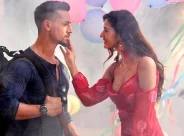 টাইগার শ্রফের পথহারা হওয়ার নেপথ্যে আহমেদ খান? পরিচালকের মন্তব্য ঘিরে তুঙ্গে জল্পনা
