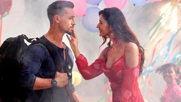 টাইগার শ্রফের পথহারা হওয়ার নেপথ্যে আহমেদ খান? পরিচালকের মন্তব্য ঘিরে তুঙ্গে জল্পনা